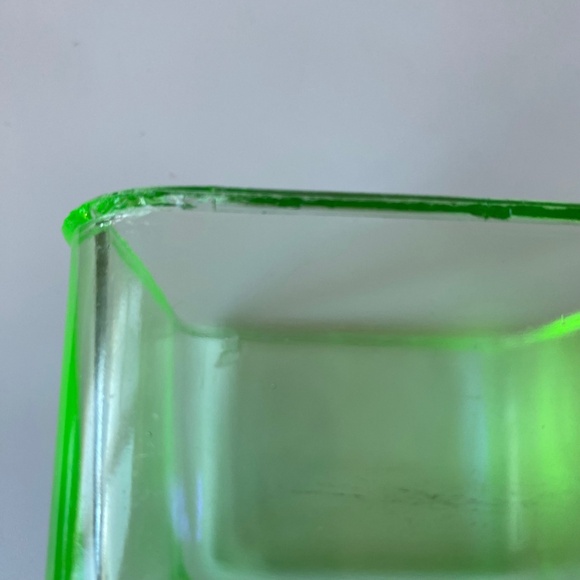 Vintage Uranium Glass Fridge Dish: Green Glass, Glowing - Picture 3 of 11